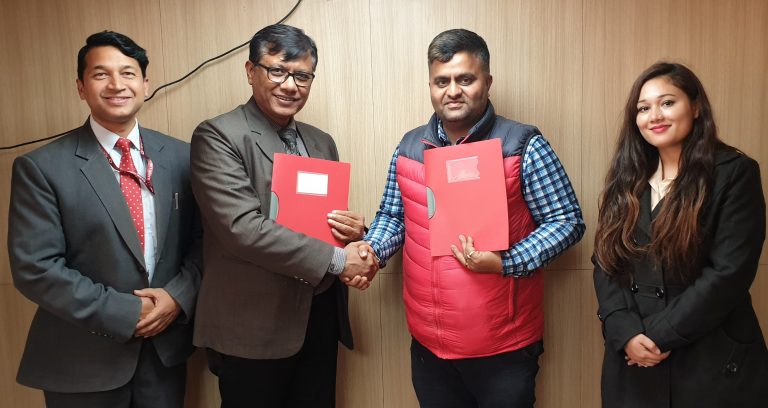 एभरेष्ट बैंकका ग्राहकलाई  नेपाल नेशनल हस्पिटलमा छुट