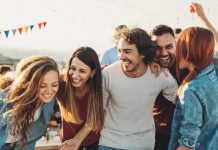 कम आय भएका देशका युवा धेरै खुसी र आशावादी !