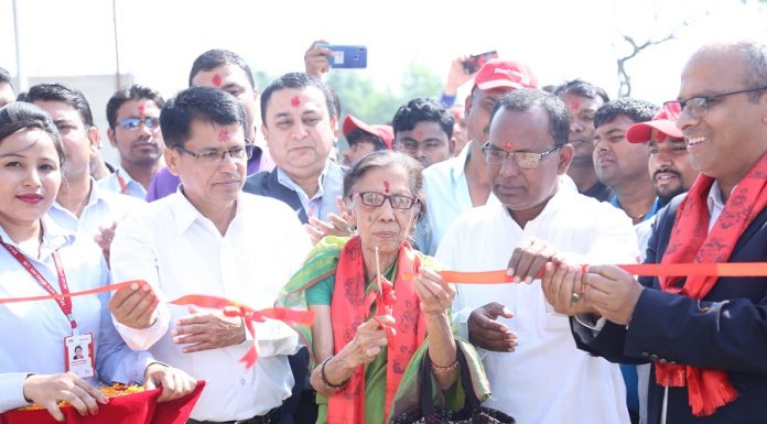 विरगन्जमा महिन्द्रा ट्रयाक्टरको शोरुम तथा सर्भिस सेन्टर