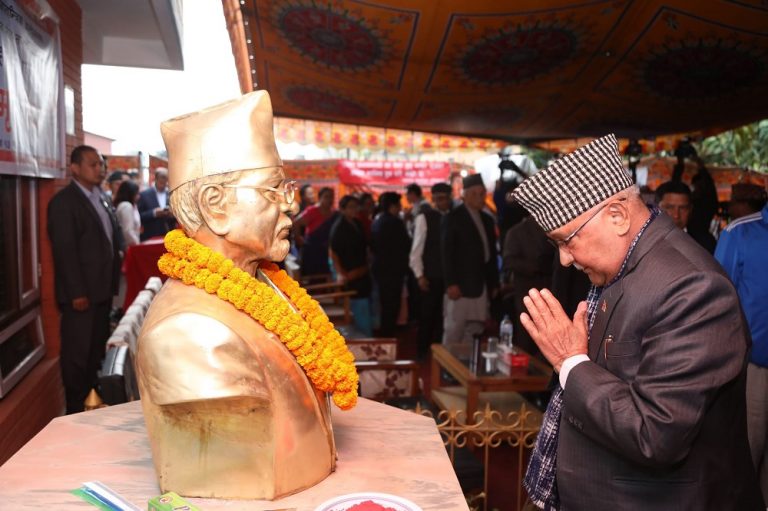 मनमोहनकाे विकास र समृद्धिका योजना हामी पुरा गर्छौंः प्रधानमन्त्री ओली