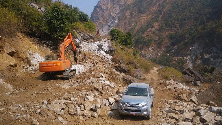 विकास आयोजनामा तीन सिफ्टमा काम हुने