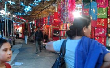 भृकुटीमण्डपका व्यावसायी भन्छन्ः सरकारले पैसामात्रै उठायो व्यवस्थापन गरेन