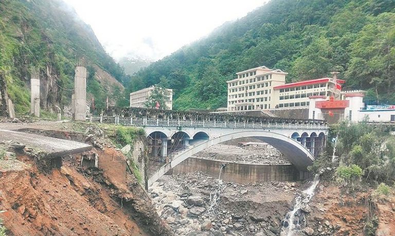चार वर्षदेखि बन्द ताताेपानी नाका खुल्याे, ऊन लिन चीन गए कन्टेनर