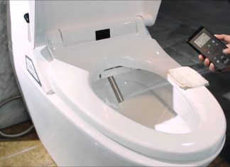 रिमोटबाट चल्ने स्मार्ट ट्वाईलेटः आँफै हट्छ कभर, म्युजिक सुन्ने सुविधा