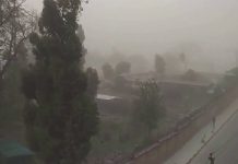 भक्तपुरमा हुरीले दुई घरमा क्षति