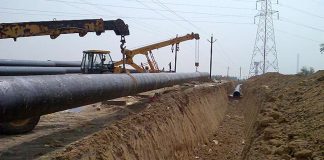सकियाे पाइपलाइन ओछ्याउने काम, भारतबाट अब सिधै पाइपमा तेल