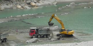 उदयपुरमा नदीजन्य पदार्थको अवैध निकासी बढ्यो