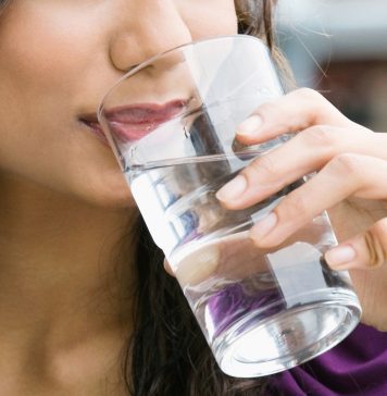 दैनिक कति पिउने पानी ?