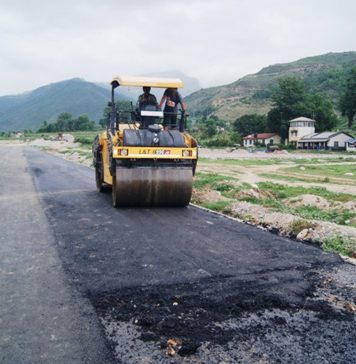 दिपायल विमानस्थल कालोपत्रे गर्ने काम शुरु