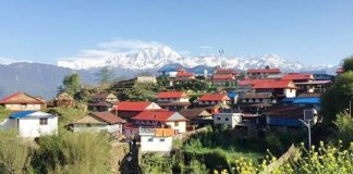 हाेमस्टेमा पर्यटक घटेपछि व्यवसायी मर्कामा