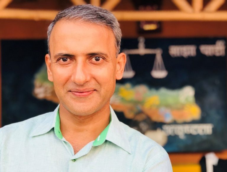 अन्तर्राष्ट्रिय संस्थाको नेतृत्व छोडेर साझा पार्टीको नेता बने डा. सिद्धि अर्याल