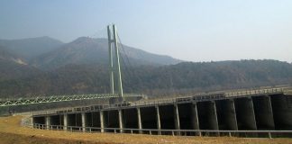 रानी–जमरा मूल नहरको परीक्षण, आठ मध्ये तीन वटा ढोकाबाट पानी पठाइयाे