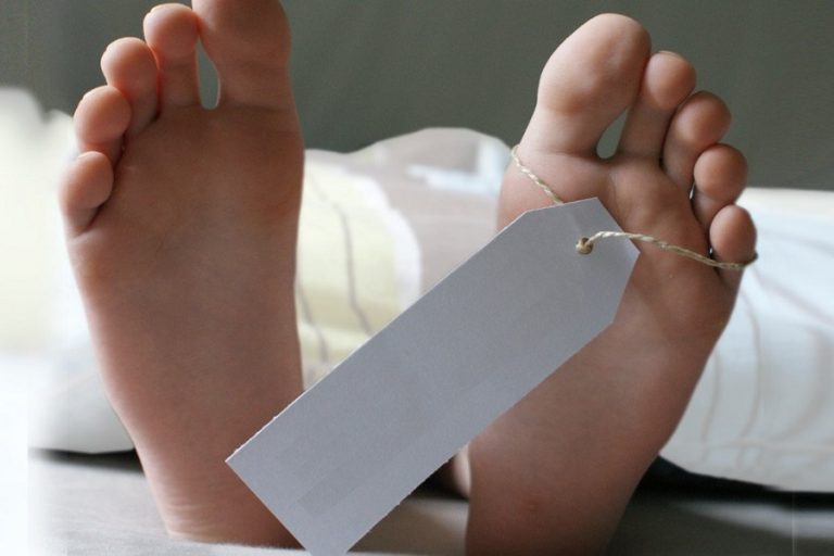 चार्ज गर्दै मोबाइल चलाउँदा माेरङमा एक किशोरको मृत्यु
