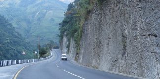 नारायणगढ–मुग्लिन सडकखण्डका सात ठाउँ पहिरोको जोखिममा