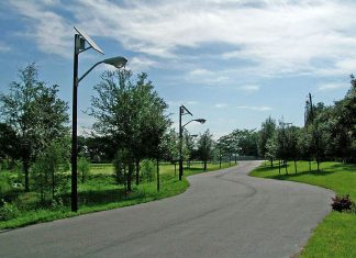 सौर्यबत्तीले झिलिमिली हुँदै गोदावरी