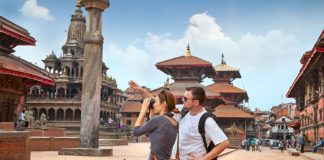 घुमफिरः नेपालको आय ६८ अर्ब, नेपालीको खर्च ८० अर्ब