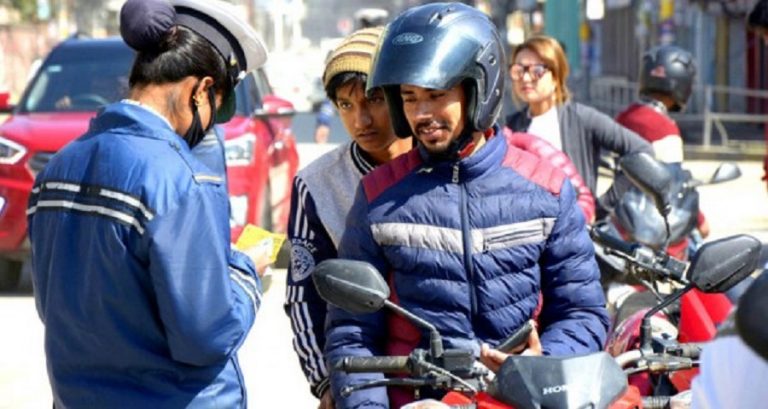 सवारी कारवाहीबाट एक करोड ६४ लाख राजश्व उठ्यो