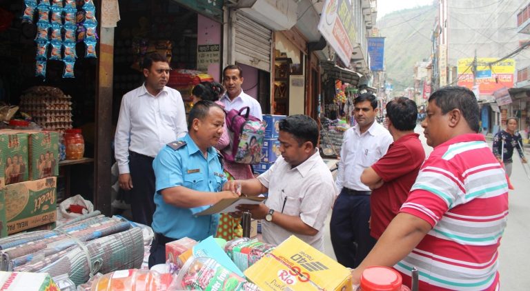 १६ सय व्यावसायीक फर्मकाे अनुगमन, १६१ वटा माथि कारबाही