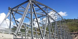 झुम्का बजारमा बनाइयाे ‘सेल्फी ब्रिज’, प्रदेशसभा सांसदले गरे उद्घाटन