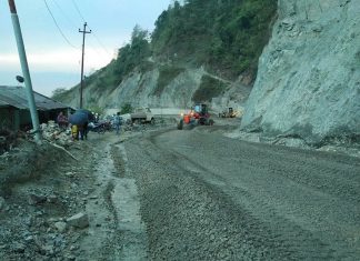 वर्षाले कान्तिलोकपथमा ३० करोडको क्षति, निमार्ण सम्पन्न हुन अझै समय लाग्छ