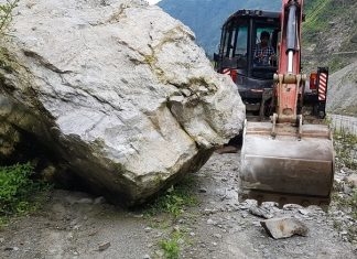 अवरोध हटेसँङ्गै, मैलुङ राजमार्ग सञ्चालनको तयारी