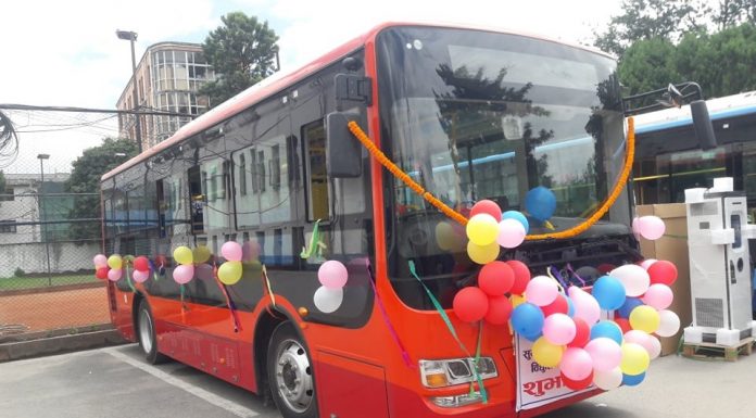 सुन्दर यातायातले देशभर ५० बस र ५०० विद्युतीय ट्याक्सी चलाउने