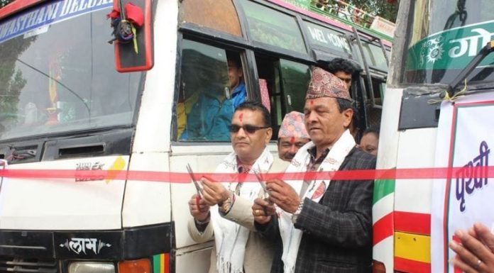 गोरखामा नगरबस चल्न थालेपछि ट्याक्सी सञ्चालक मर्कामा