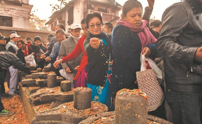 पितृ मोक्षका लागि शतबीज छर्ने दिन,किन छरिन्छ शिवालयमै शतबीज ?
