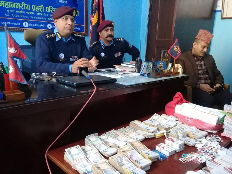 बैंकको एसएसएस सेवा लिन छुटाउनु भएको त छैन ? तत्कालै जोडिहाल्नुस्