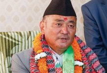 पठाओ र टुटललाई फरक व्यवहार नगर्नुः यातायात मन्त्री नेम्बाङ