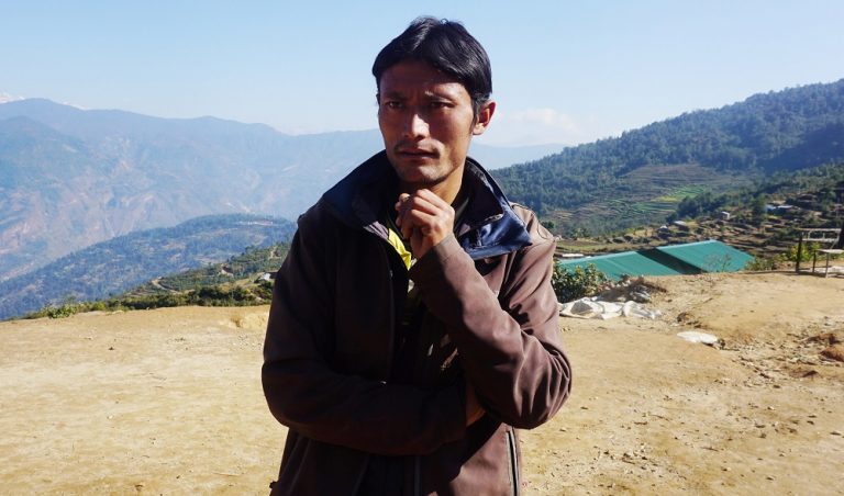 दुई श्रीमती विदेश, श्रीमान् घर कुरुवा…