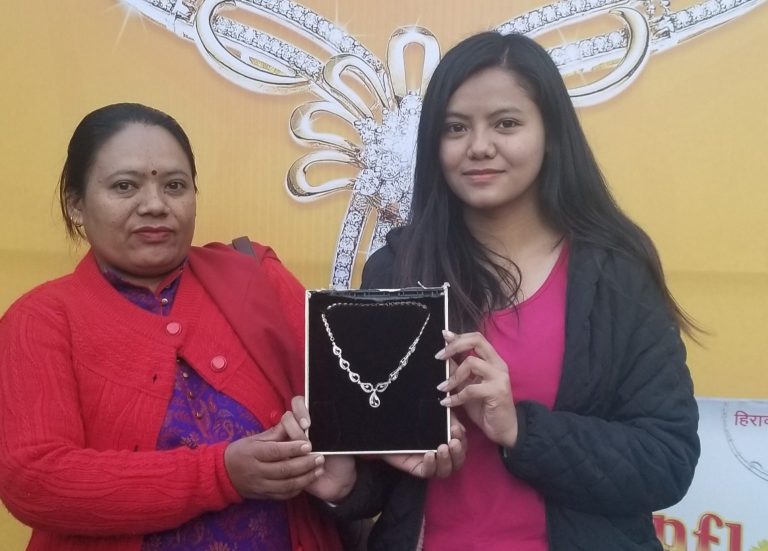 ‘सनफ्लोमा पकाऔं मीठो परिकार,साथमा पाऔं हिराको हार’ विजेता सुनिता लामा