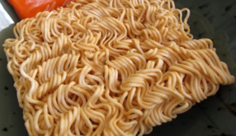 नेपालबाट एक वर्षमा सवा अर्बको चाउचाउ निर्यात, कुन देशमा  कति ?