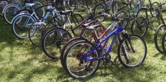 माध्यामिक शिक्षामा आकर्षित गर्न छात्रालाई निः शुल्क साइकल वितरण