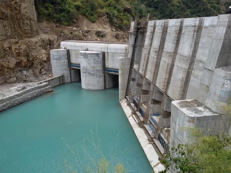 हाइड्रोपावरमा स्थानीय आकर्षित