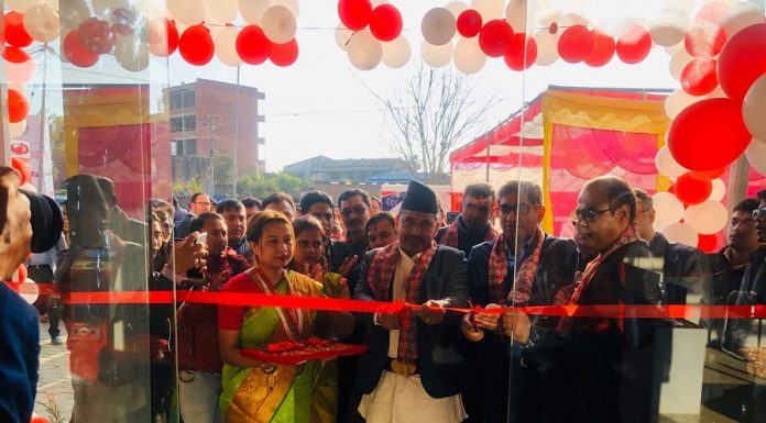 सिन्धुलीमा महिन्द्राको थ्रीएस सुविधा सहितको शोरुम