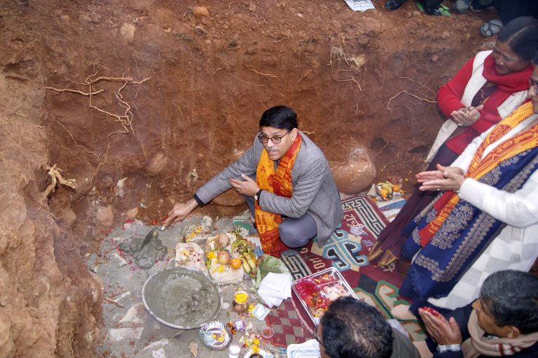 ‘सरकारी कर्मचारीले छोराछोरी सरकारी स्कुलमै भर्ना गर्नुपर्छ’