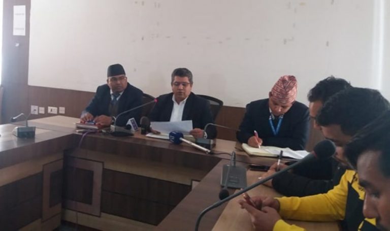 उखु किसानको पैसा नतिर्ने व्यवसायीको खाता रोक्का, कुन मिलले कति तिर्न बाँकी ?