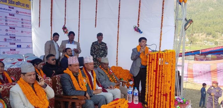 लगानी आकर्षित गर्न प्रदेश सरकारहरुलाई ढकालको आग्रह