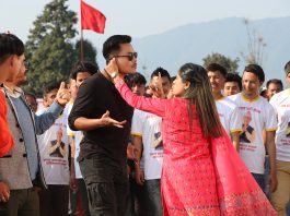 निर्माणाधिन रंगशालामा गुञ्जियो ‘सेन्टी भाइरस’ को प्रमोशनल गीत ‘पार्टी जिताइदे’ (फोटोफिचर)