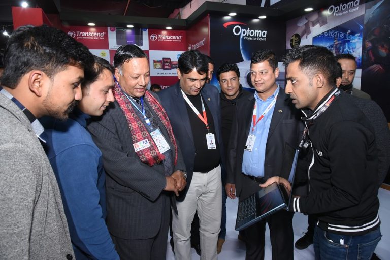 क्यान इन्फोटेक २०२०ः अफर स्टलमा अवलोकनकर्ताको भीड (फोटो फिचर)