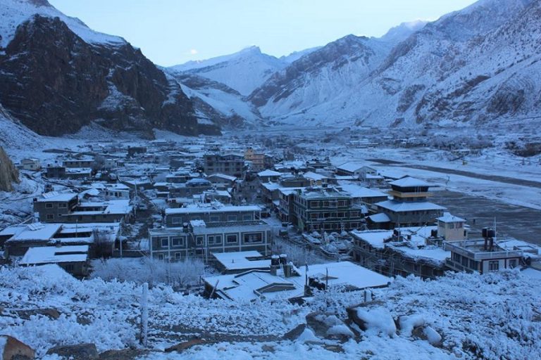 मुस्ताङमा पुनः हिमपात, कृषक खुशी