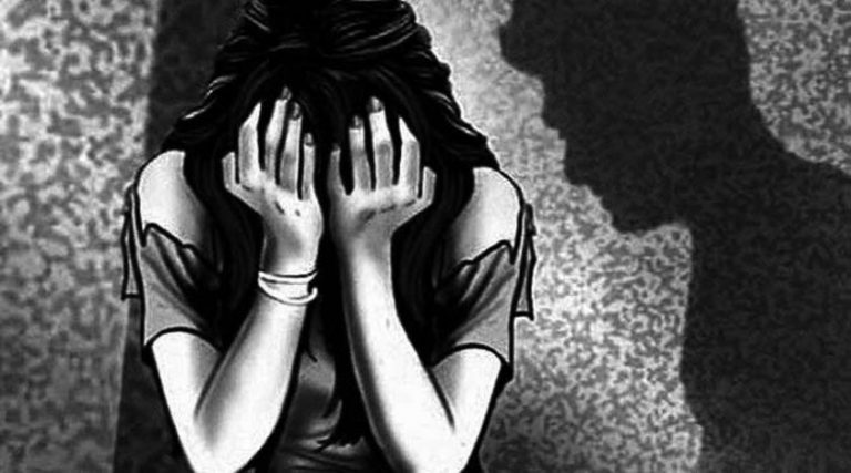 बन्दुक देखाएर १९ वर्षीया युवतीमाथि सामूहिक बलात्कार