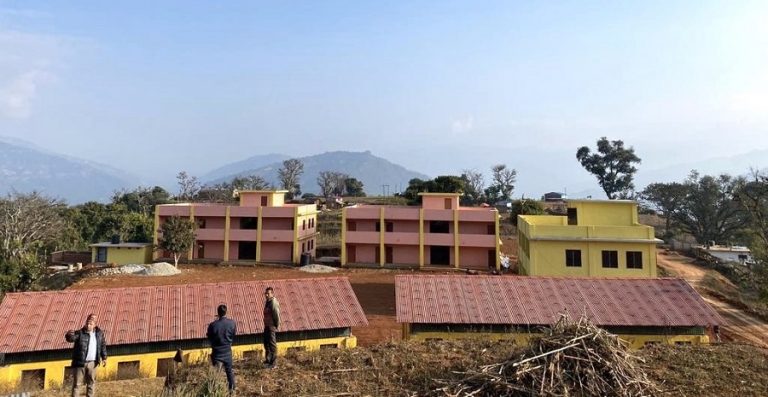 बेलायतमा व्यवसाय गर्ने उत्तमले नेपालमा बनाए ५ करोडको विद्यालय