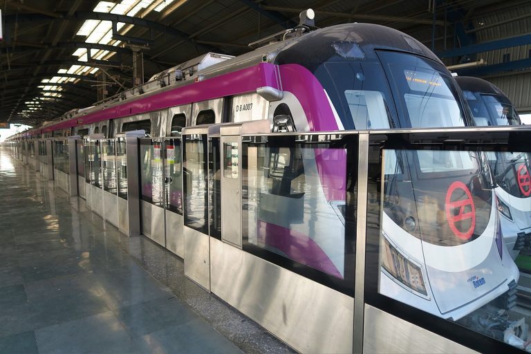 कोरोना कहरः भारतको ७५ जिल्लामा लक डाउन, ३१ मार्चसम्म सबै मेट्रो बन्द