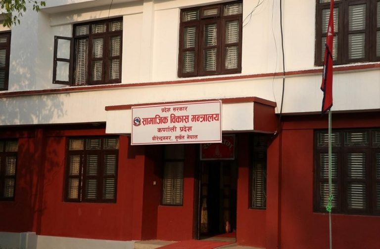 छोरी-बुहारी छात्रवृत्ति: मागभन्दा ७ गुणाबढी आवेदन
