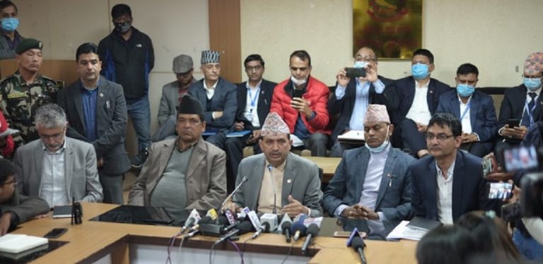 कोरोना संक्रमित युवतीसँगै आएका अर्का व्यक्ति सम्पर्कमा