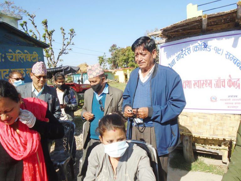 महाकाली झोलुङ्गे पुलमा कोरोना भाइरस हेल्प डेक्स स्थापना