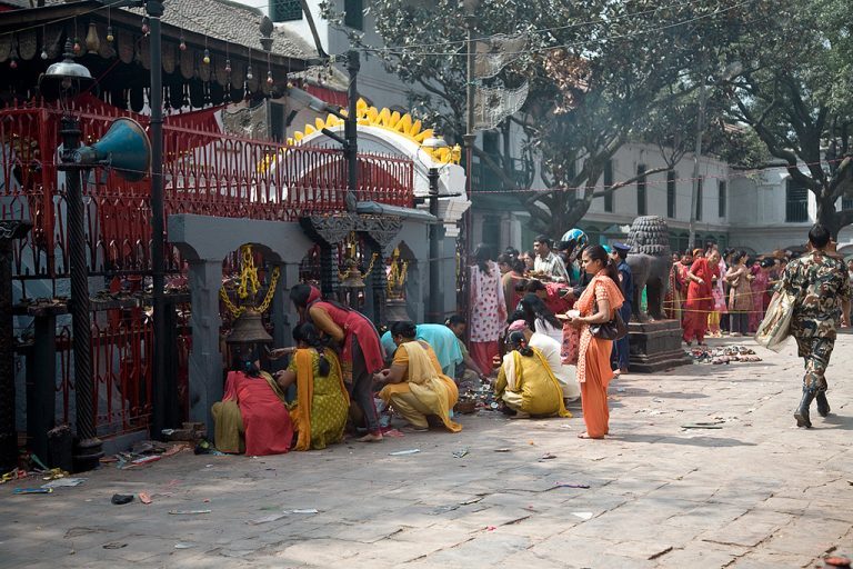 काठमाडौंका चार मन्दिरमा भक्तजनलाई प्रवेश निषेध