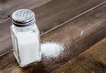 नुन धेरै खाने मानिसमा हर्ट अट्याकको संभावना उच्च !